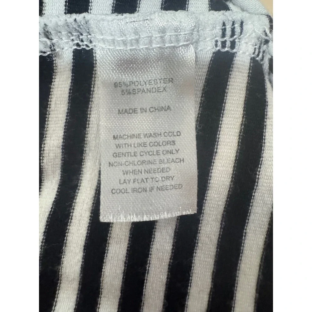 Mila Rose Girls Black White‎ Striped Ruffle Shoulder Long Sleeve Top 4T Boutique